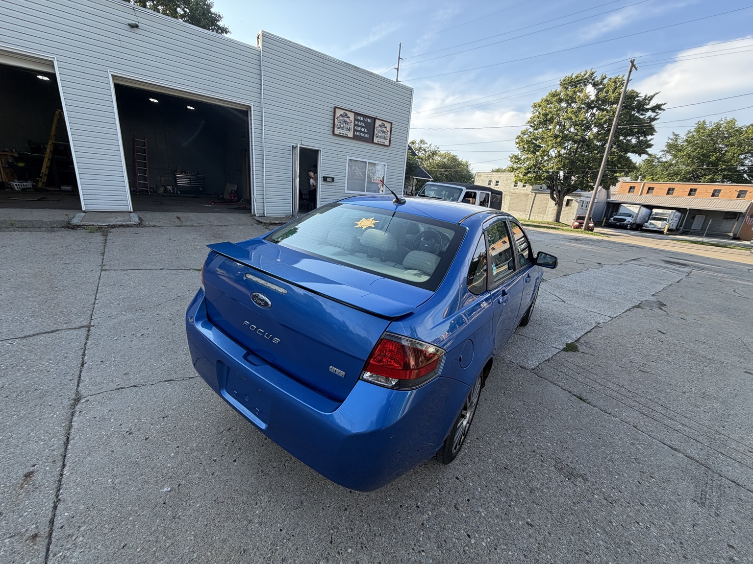 Focus photo 2