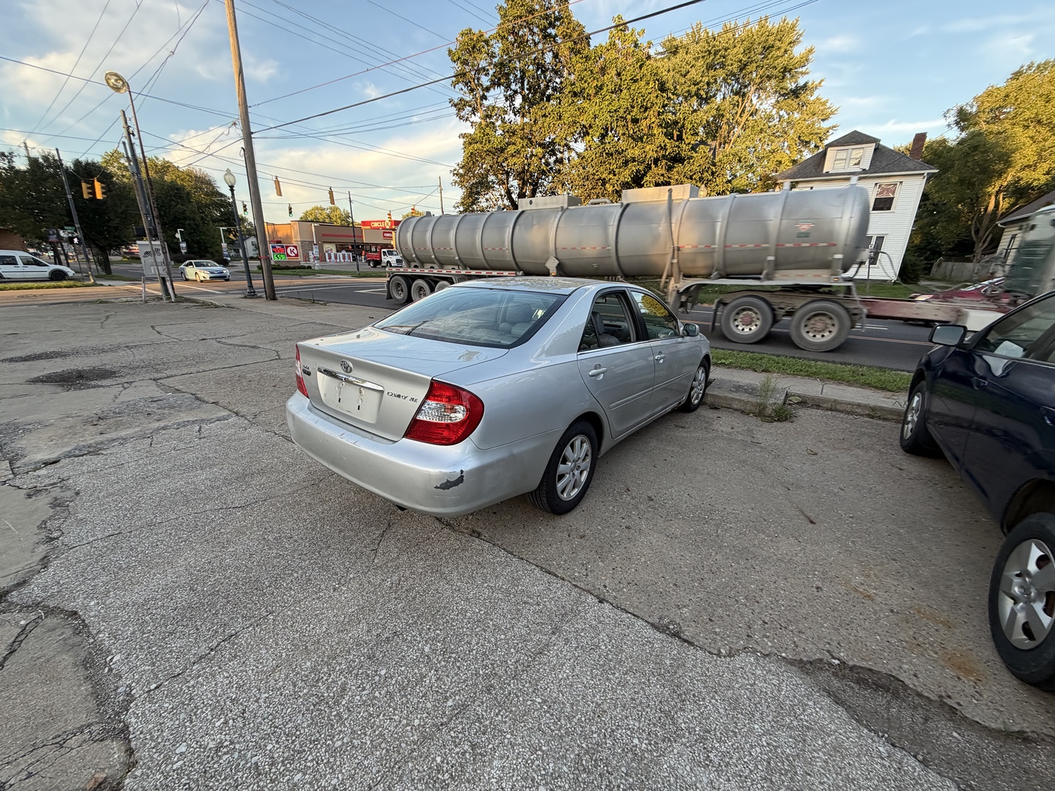 Camry photo 3